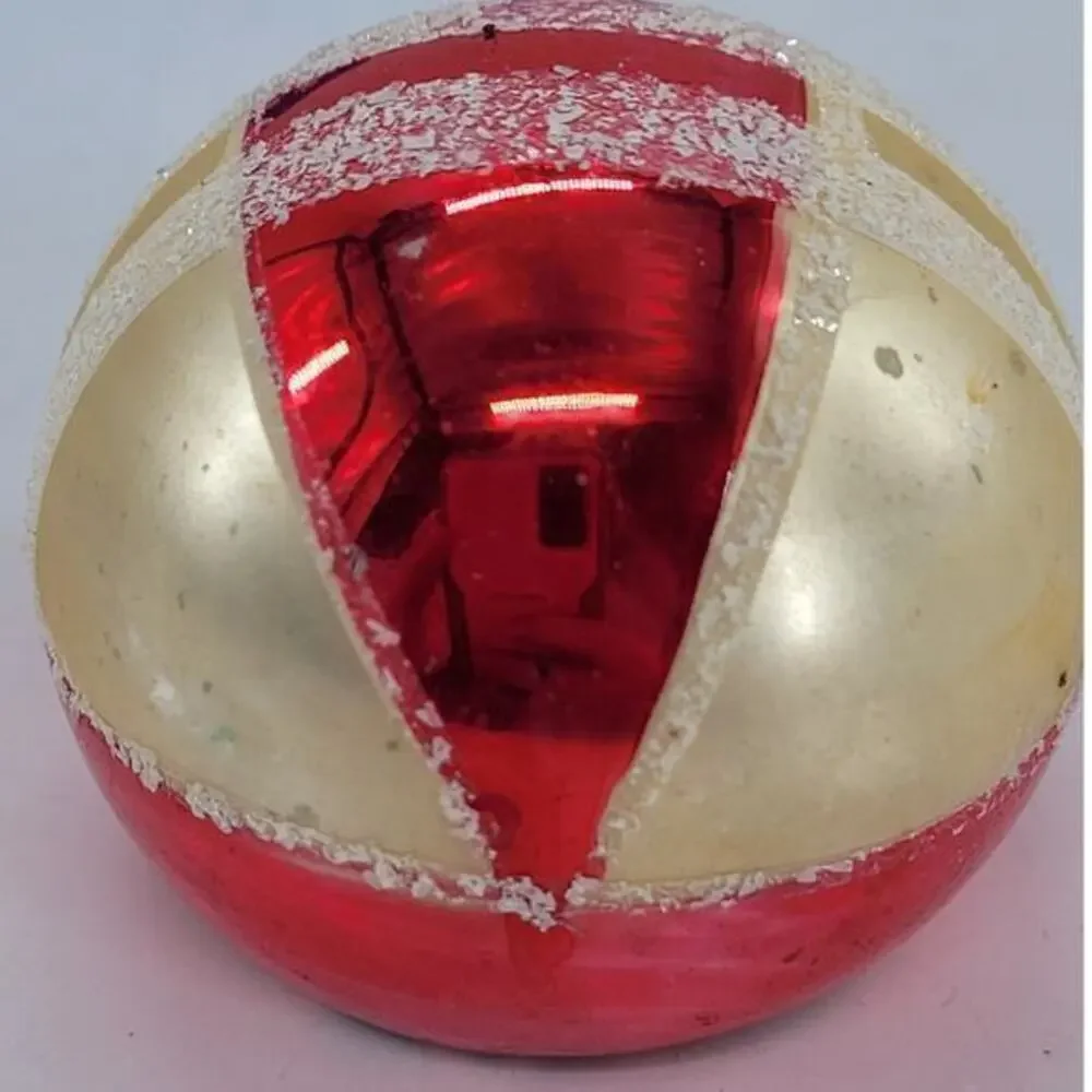 Antique Red Gold and Snow‎ Mercury Glass Polish indent Round Christmas Ornament